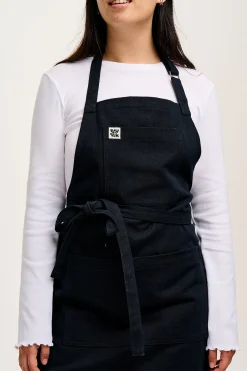 Lucy & Yak Ada - Heavyweight Cotton Apron in Black Hot