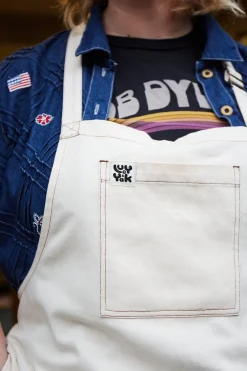 Lucy & Yak Ada - Twill Apron in Ecru Hot