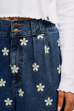 Lucy & Yak Addison - Tapered Denim Jeans in Mid Wash with Daisy Embroidery Hot