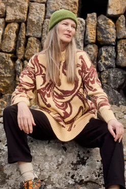 Lucy & Yak Amari - Oversized Knitted Jumper in Cream & Brown Swirl Hot