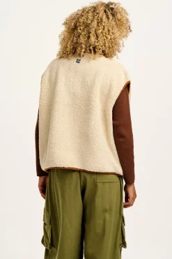 Lucy & Yak Aubrey - Borg Fleece Gilet in Ecru & Brown Fashion