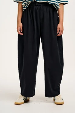 Lucy & Yak Beau - Balloon Brushed Cotton Trousers in Black Fashion