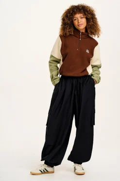 Lucy & Yak Blake - Cropped Polar Fleece in Cocoa, Cream & Sage Sale