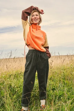 Lucy & Yak Blake - Cropped Polar Fleece in Orange, Cream & Brown Outlet