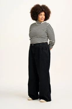 Lucy & Yak Carter - High Waisted Jeans in Black Wash Best