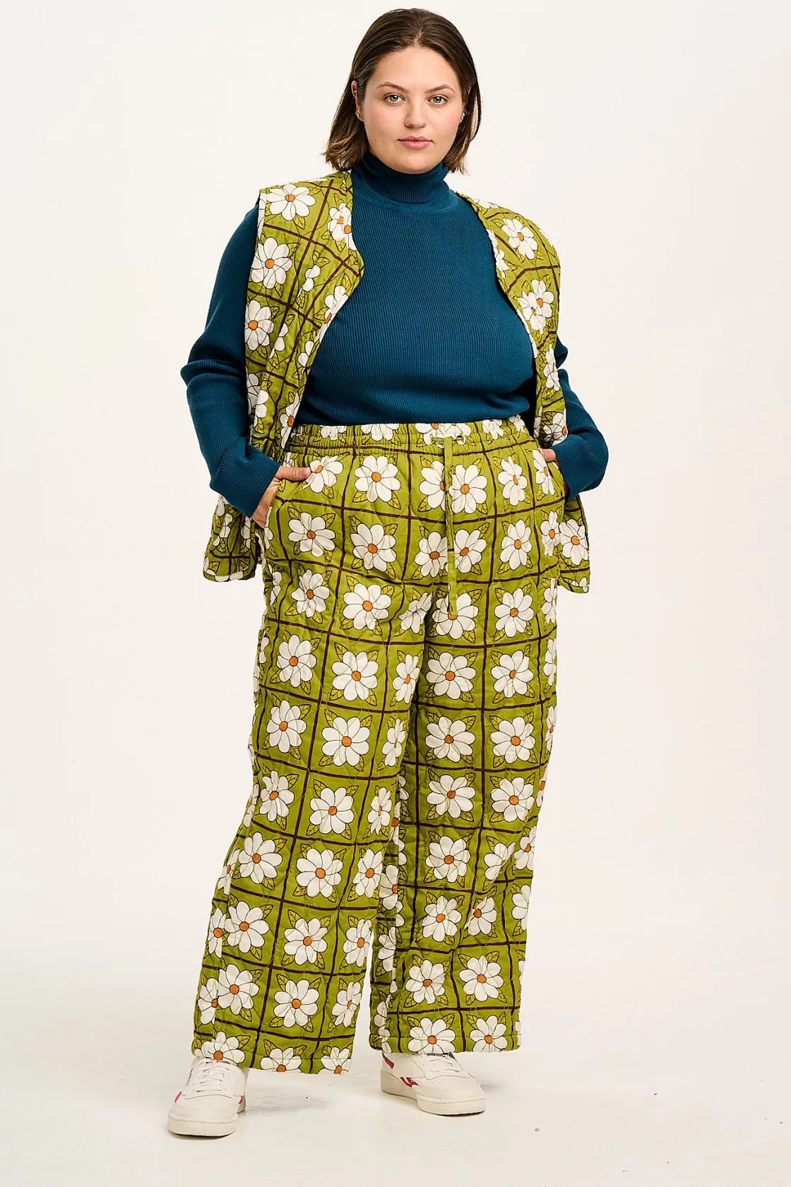 Lucy & Yak Chester - Quilted Cotton Trousers in Romneya Floral Print Hot