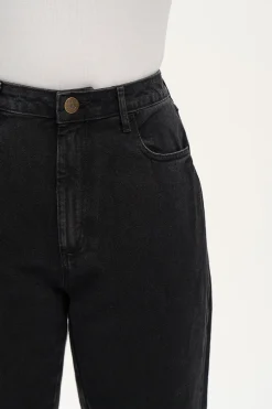 Lucy & Yak Dana - Mom Denim Jeans in Washed Black Online
