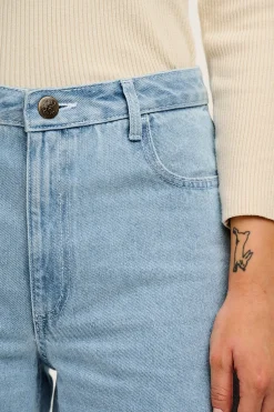 Lucy & Yak Drew - Straight Leg Denim Jeans in Light Wash Blue Best