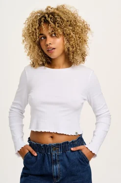Lucy & Yak Hansel - Long Sleeve Cotton Top in White Online