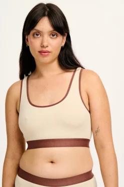 Lucy & Yak Iona - Racer Back Cotton & Bamboo Crop Top in Ecru Hot