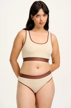 Lucy & Yak Iona - Racer Back Cotton & Bamboo Crop Top in Ecru Hot