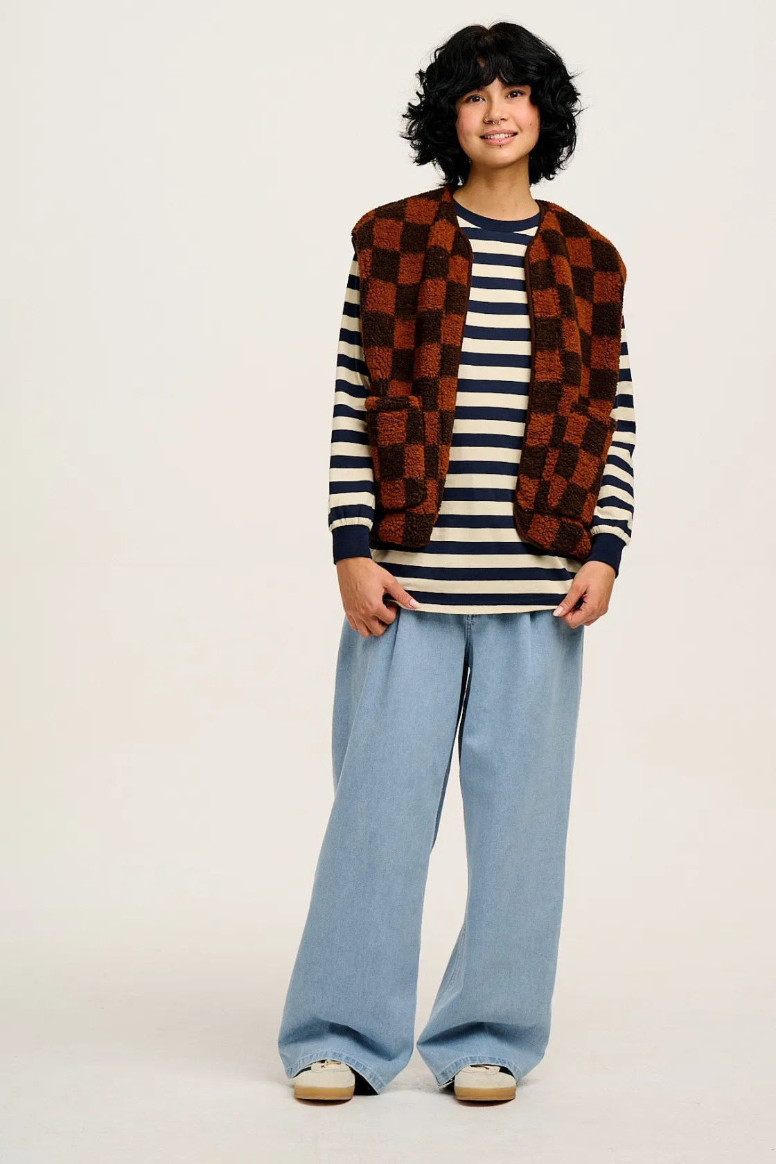 Lucy & Yak Kenny - Long Sleeve Skater Cotton Tee in Navy & Ecru Stripe Best