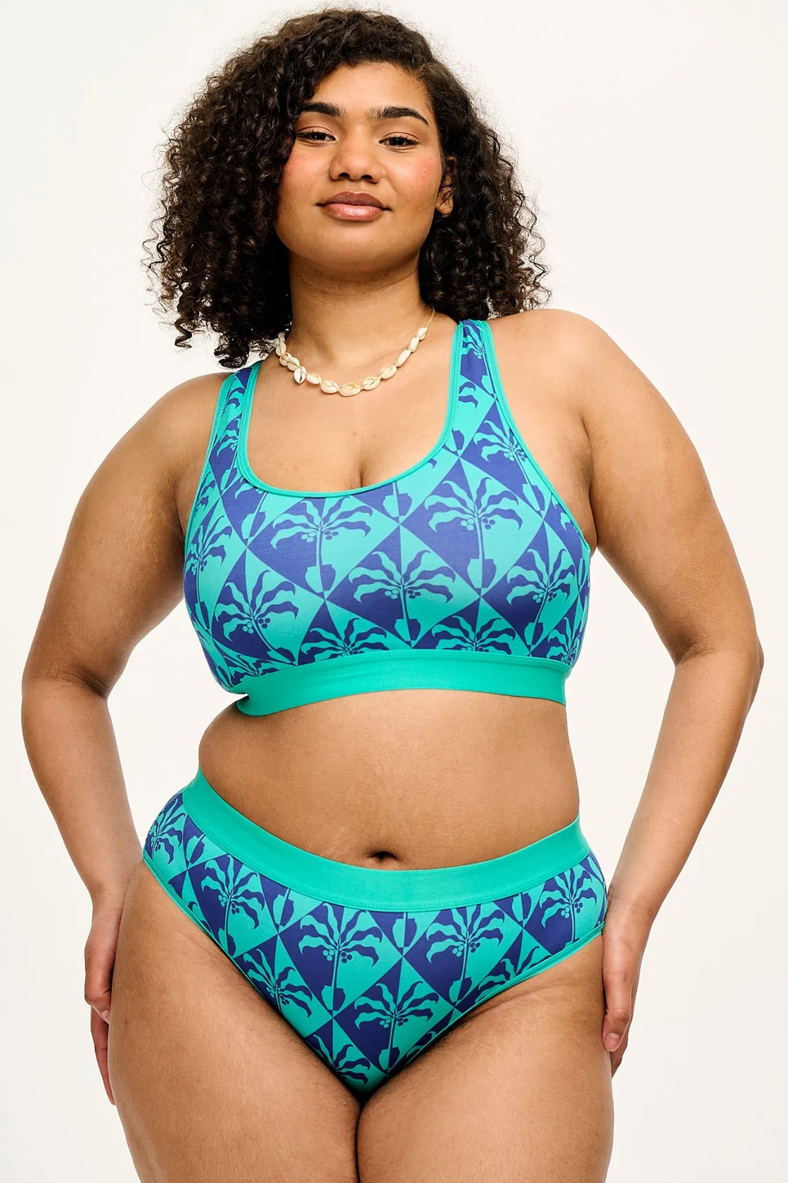 Lucy & Yak L.E. Cora - Cotton & Bamboo Bikini Pant in Artist Print by Tara Khorzad Outlet