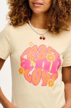 Lucy & Yak Maya - Cotton Tee in Peace and Love Print Outlet
