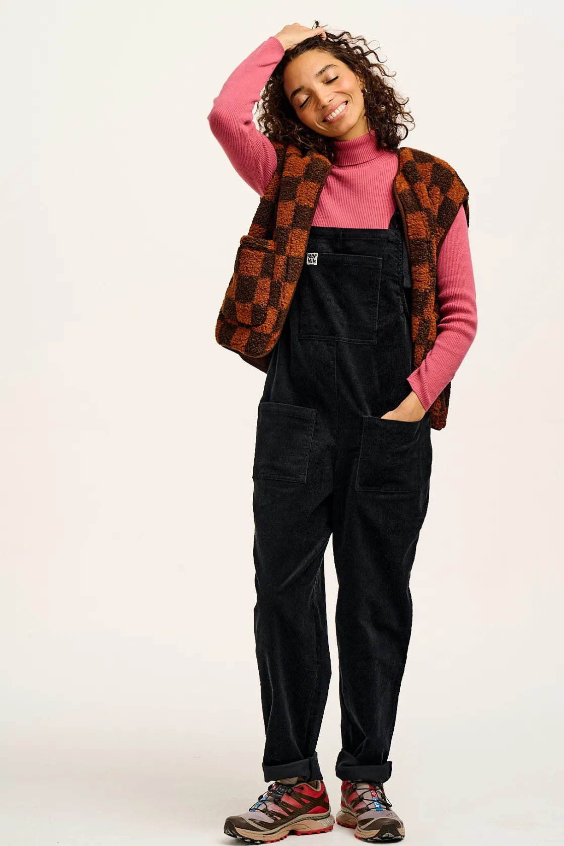 Lucy & Yak Original - Corduroy Dungarees in Black Outlet