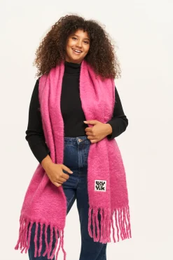 Lucy & Yak Rowan - Super Soft Scarf in Power Pink Sale