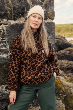 Lucy & Yak Stevie - Polar Fleece in Leopard Print Best